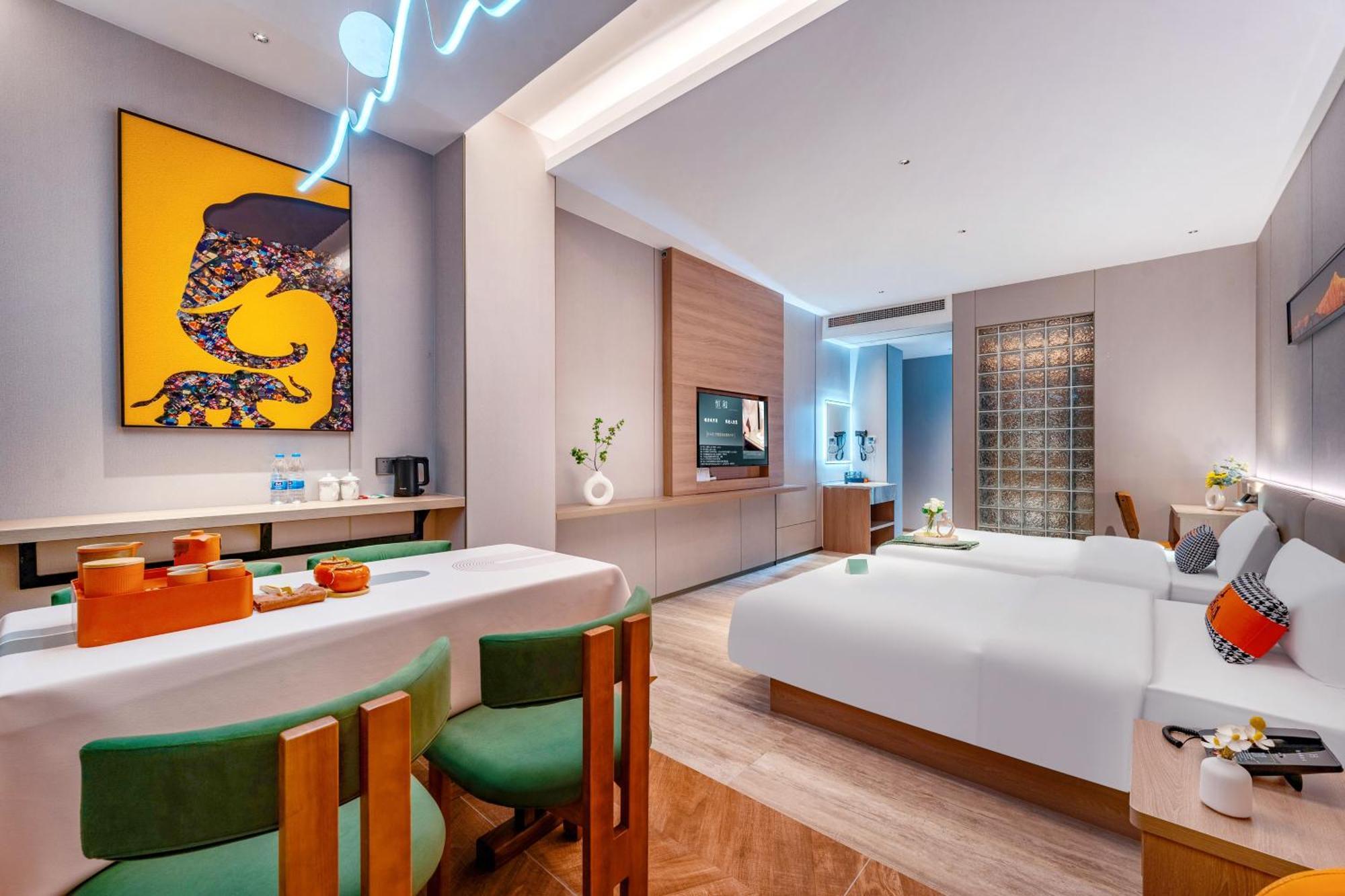 Henghe Selected S Design Hotel - Flagship Store Of Guangzhou Baiyun Railway Station International Convention Center--Reputation Preferred エクステリア 写真