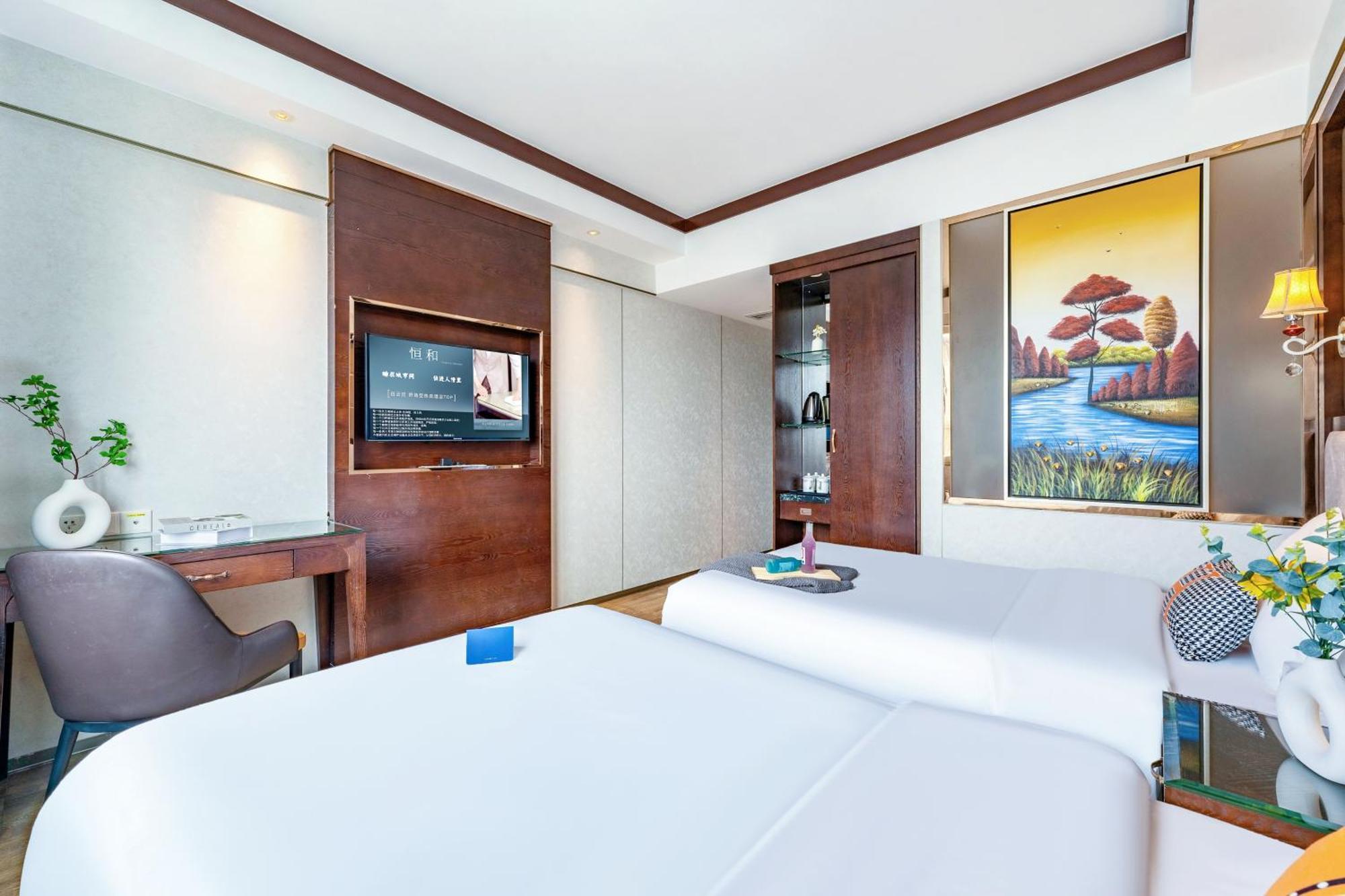 Henghe Selected S Design Hotel - Flagship Store Of Guangzhou Baiyun Railway Station International Convention Center--Reputation Preferred エクステリア 写真