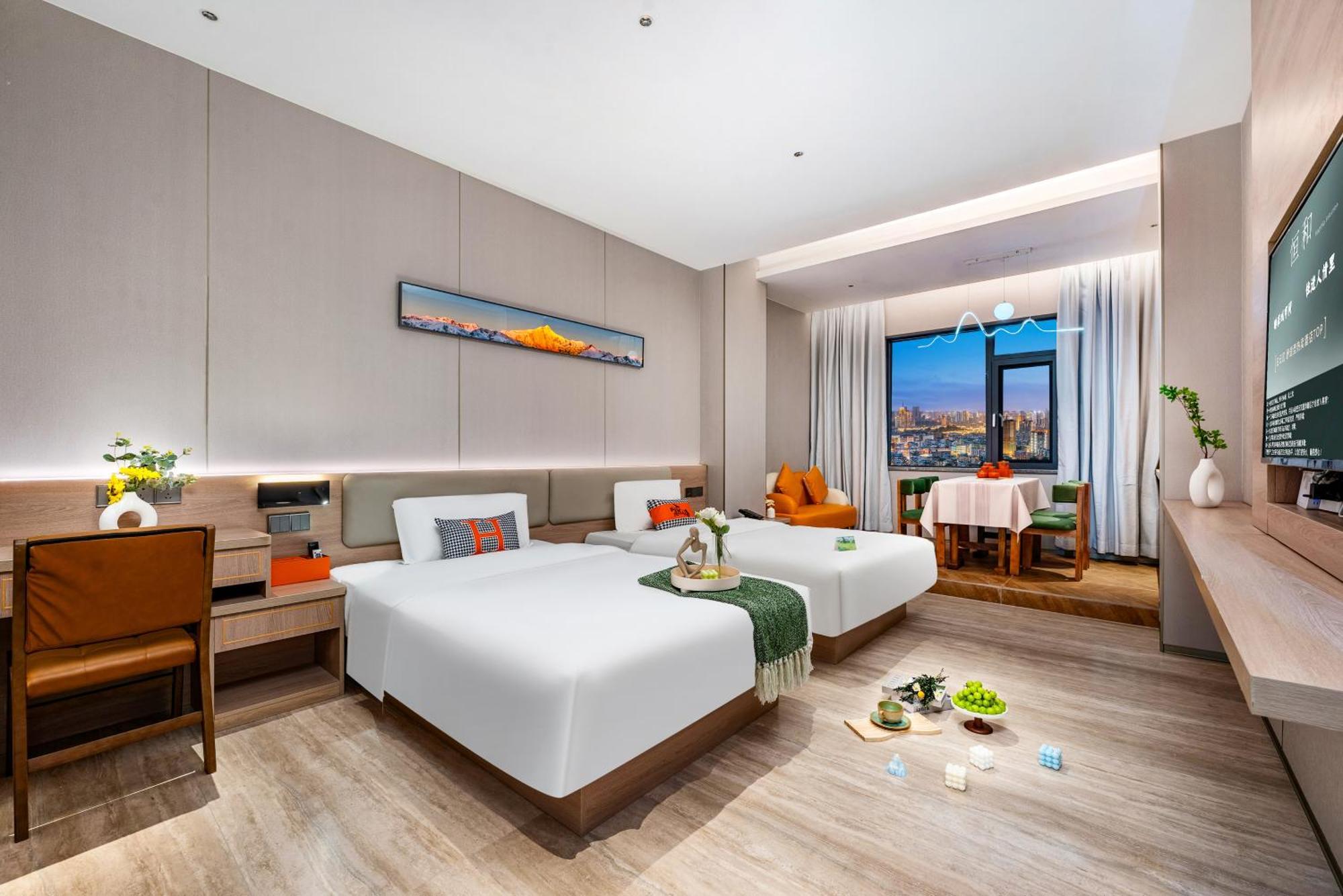 Henghe Selected S Design Hotel - Flagship Store Of Guangzhou Baiyun Railway Station International Convention Center--Reputation Preferred エクステリア 写真